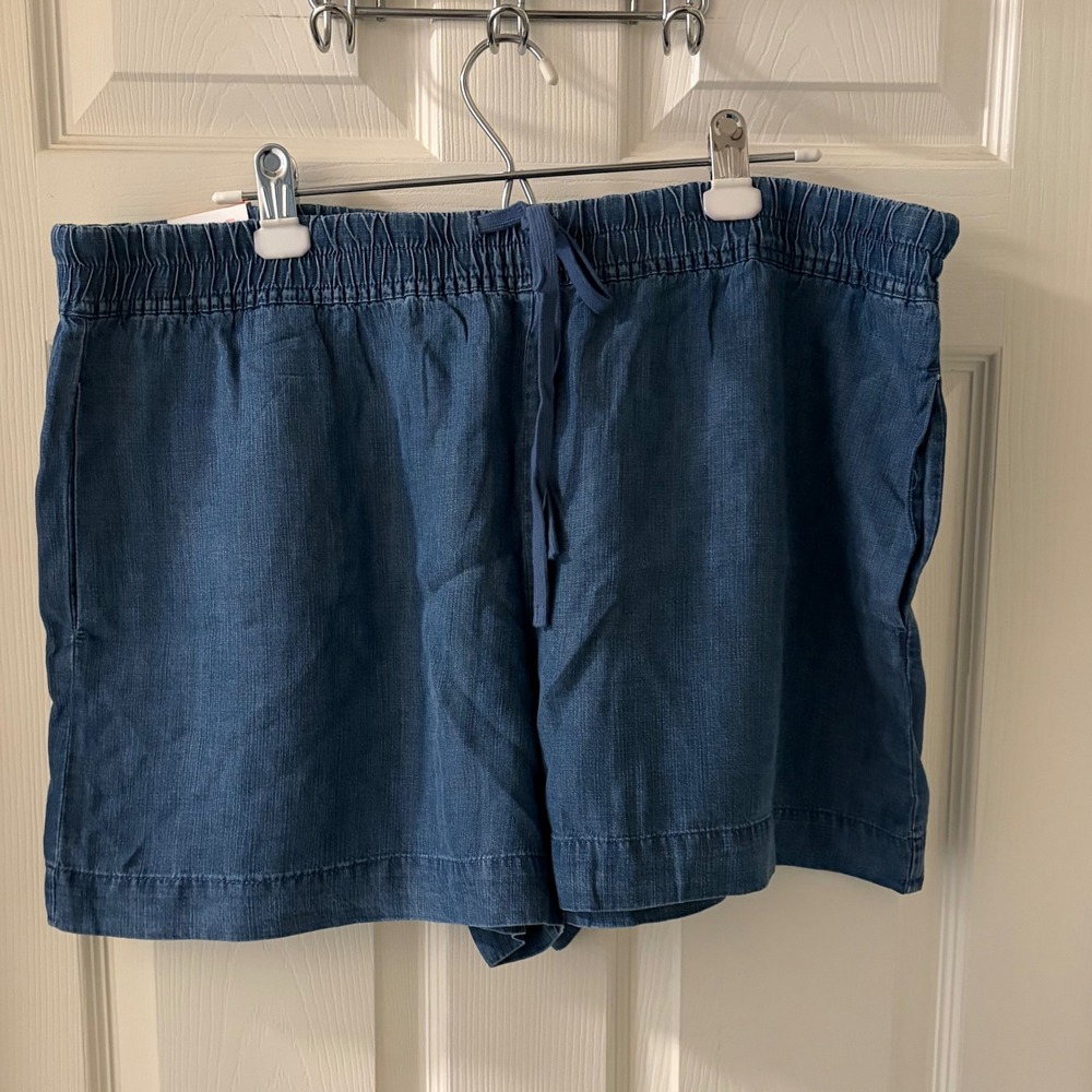 Hilary Radley Women's XXL Tencel Pull-On Shorts Dark Blue 4.5" Inseam NWT